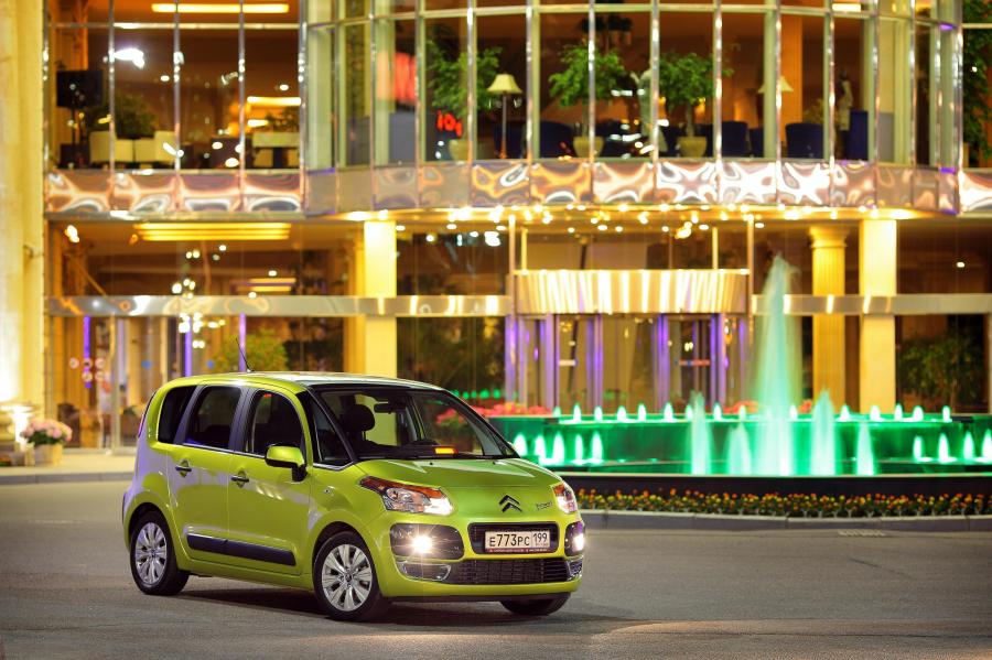  Citroen C3 Picasso 2009 года  (фото 126 из 242)